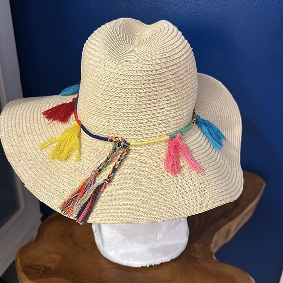 Women’s Sun 'N' Sand Wide Brim Tassels Summer UPF Protection Beach Hat - Picture 3 of 7